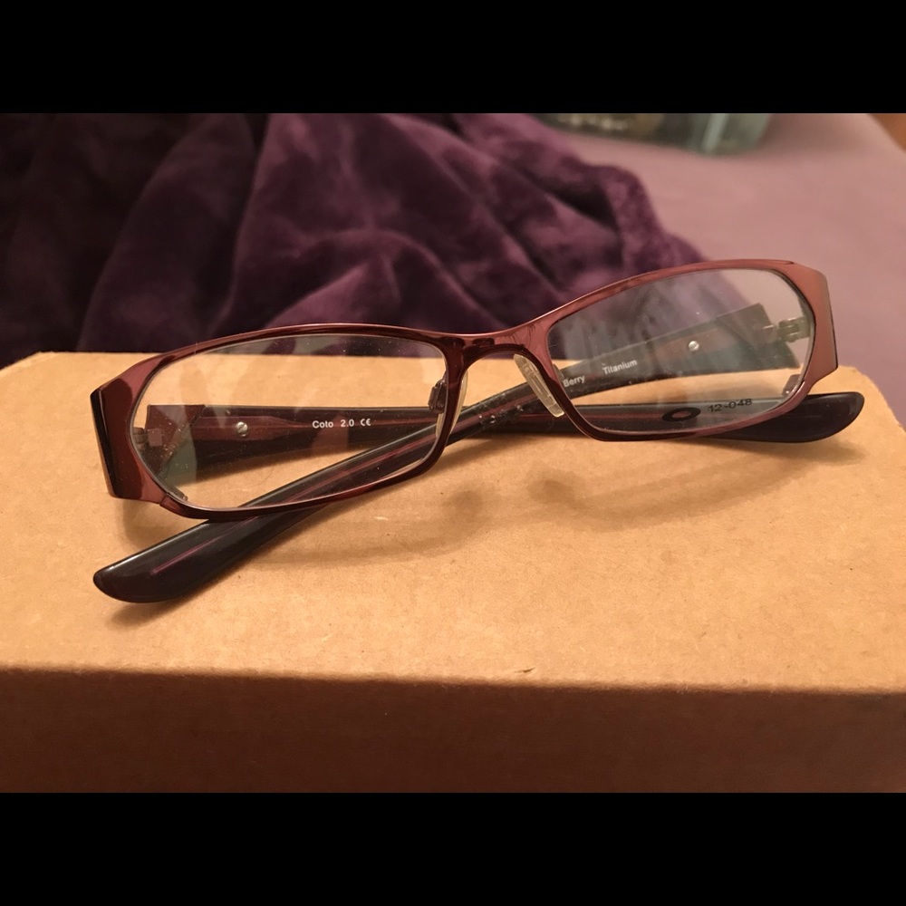 Oakley women’s eyeglass Frames